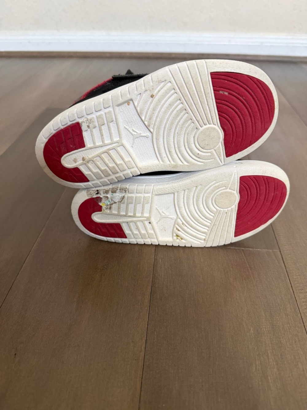 Jordan Kids Sneakers Trio - Red/Black, White/Black, Blue/White - Picture 10 of 13